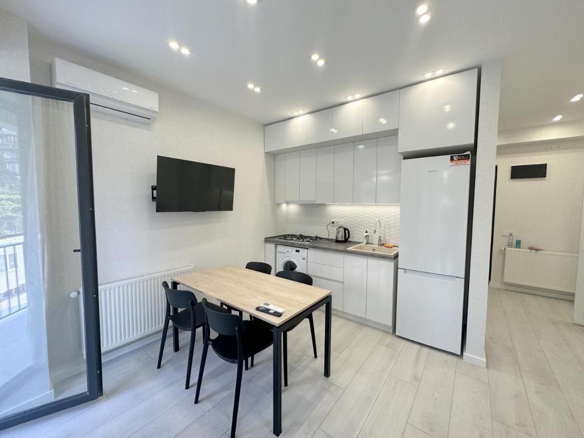 Gss - 5 Apartment Tbilisi Bagian luar foto